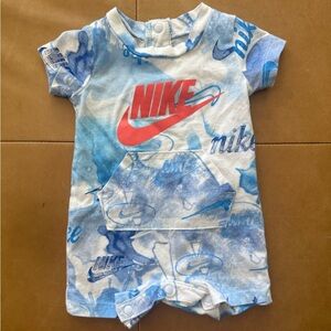 💙5/$25💙Nike Newborn Romper